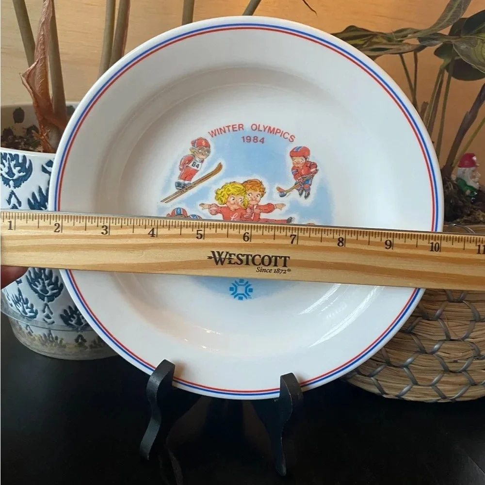 VINTAGE 1984 Campbell Soup Winter Olympics Shallow Bowl - Collector’s Item